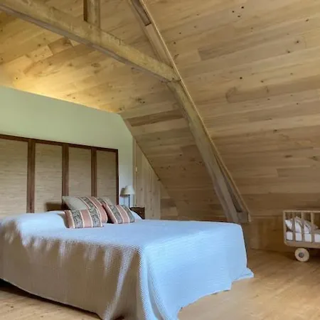 Ferme Des Tilleuls Bed & Breakfast 3*